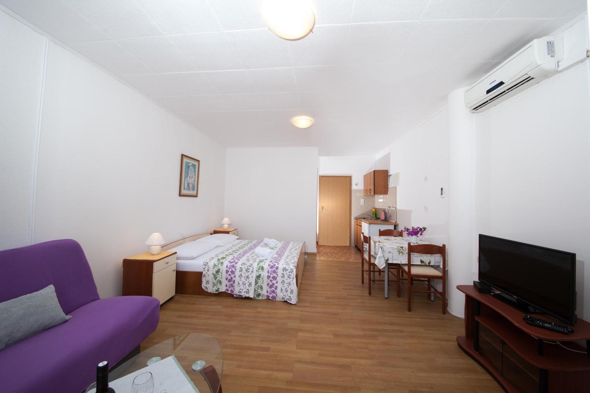 Apartments Kovacic Makarska Quarto foto