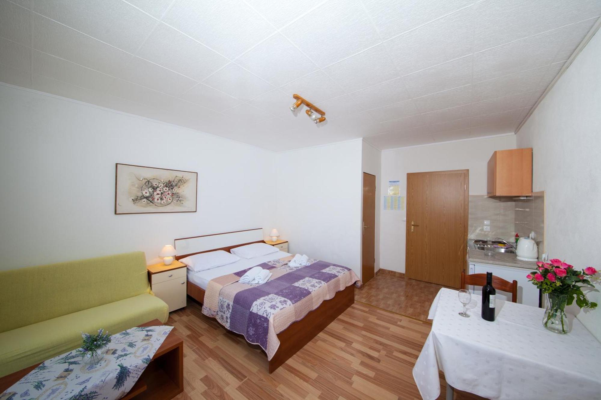 Apartments Kovacic Makarska Quarto foto